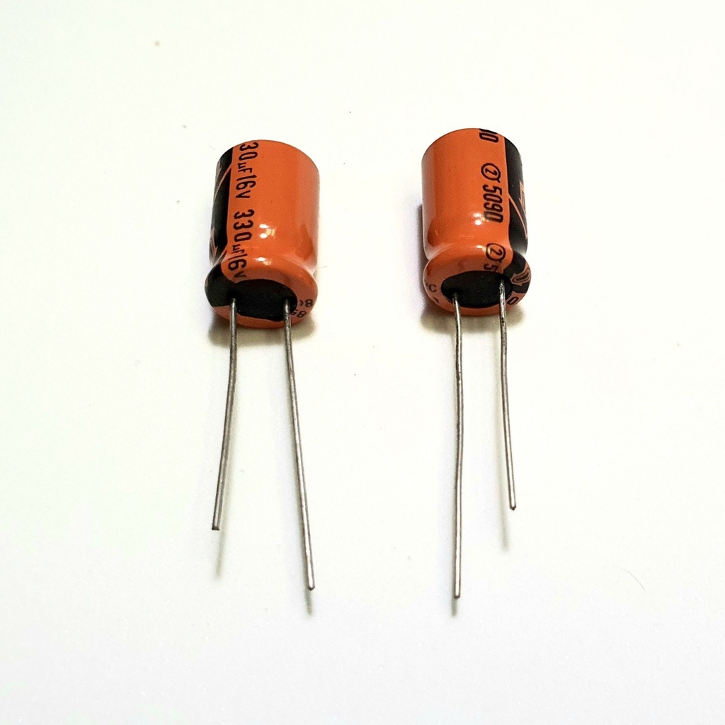 CON33016 Condesador Electrolítico Radial 330uF 16V
