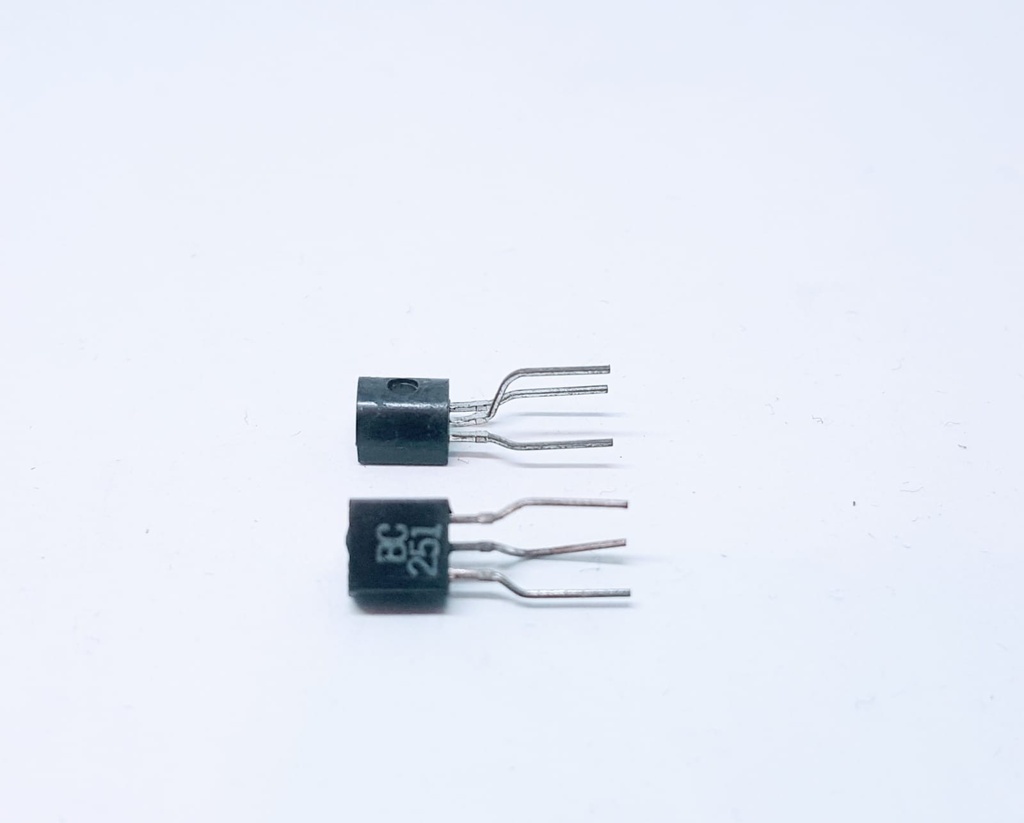 BC251 Transistor TO-92 Amplifier Transistors PNP Silicon