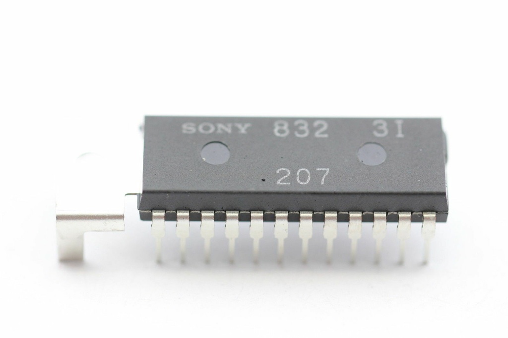 CX832 IC DIP-24