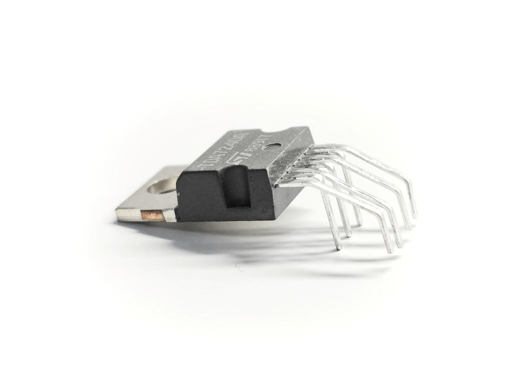 TDA7240AH TRANSISTOR TO-220 VERSION H pin angular